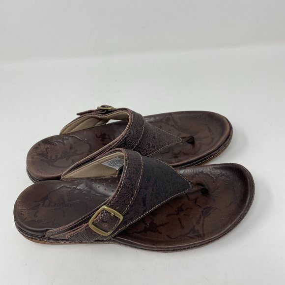 L.L. Bean Shoes Ll Bean Leather Flip Flops Womens Size 8m Poshmark